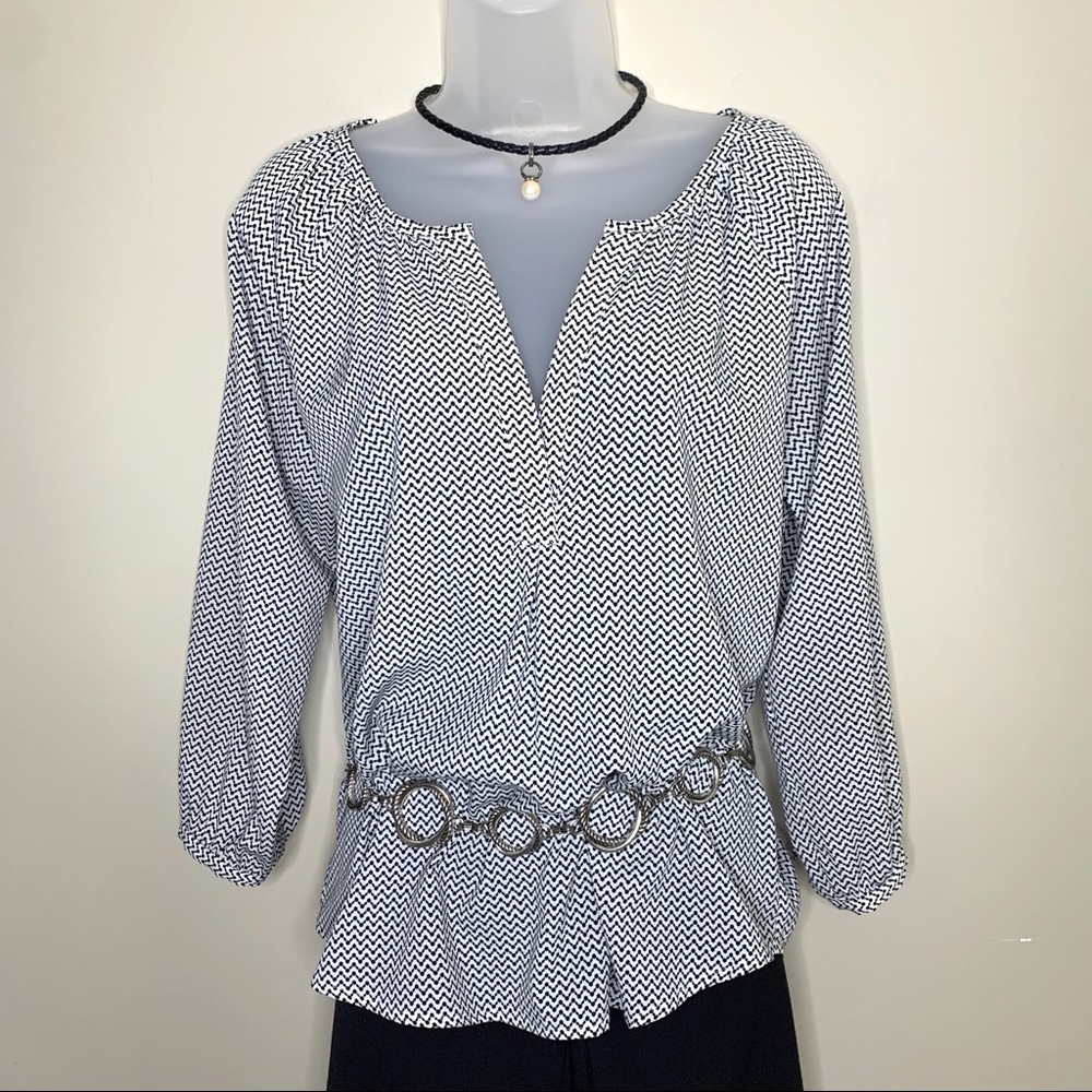 NY & Co Black White Chevron Peasant Blouse 3/4 Sleeve V-Neck Size S Boho Chic